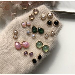 12 pairs of earrings in Moonstones, Opal, Enamel